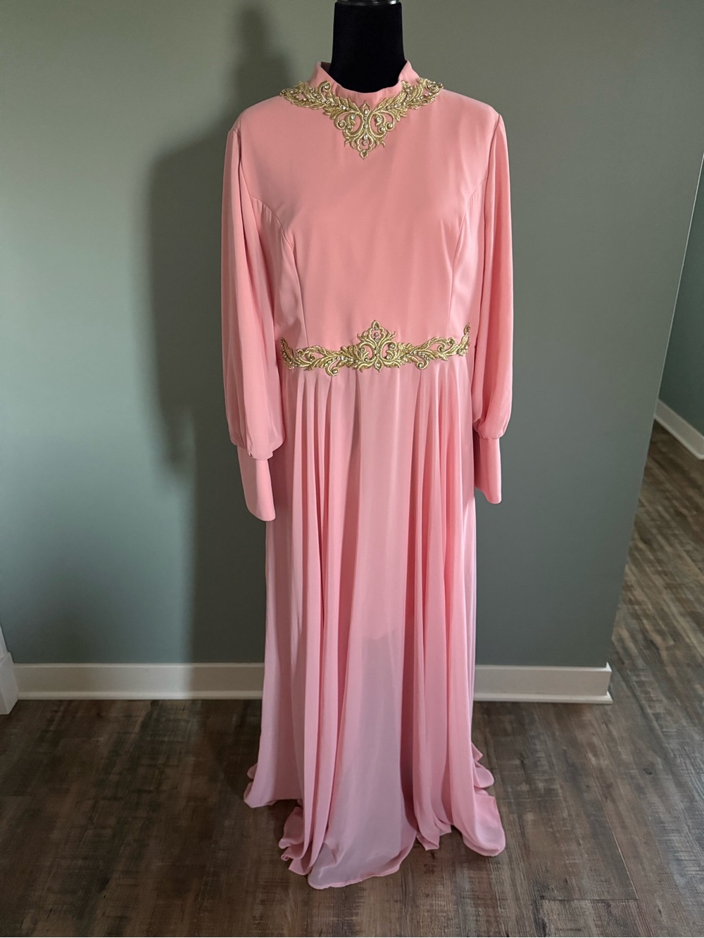 ✨ Alvina Pink Gold Embellished Modest Formal Maxi Gown EU 40